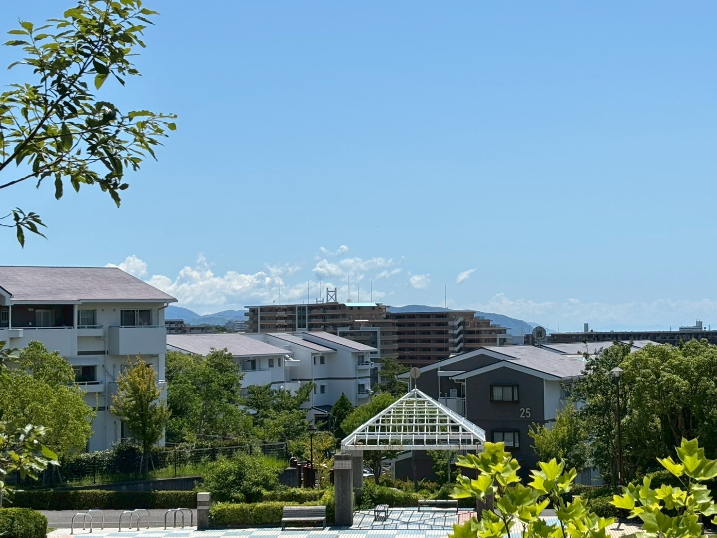 コンフォール学園緑が丘第1・9号棟