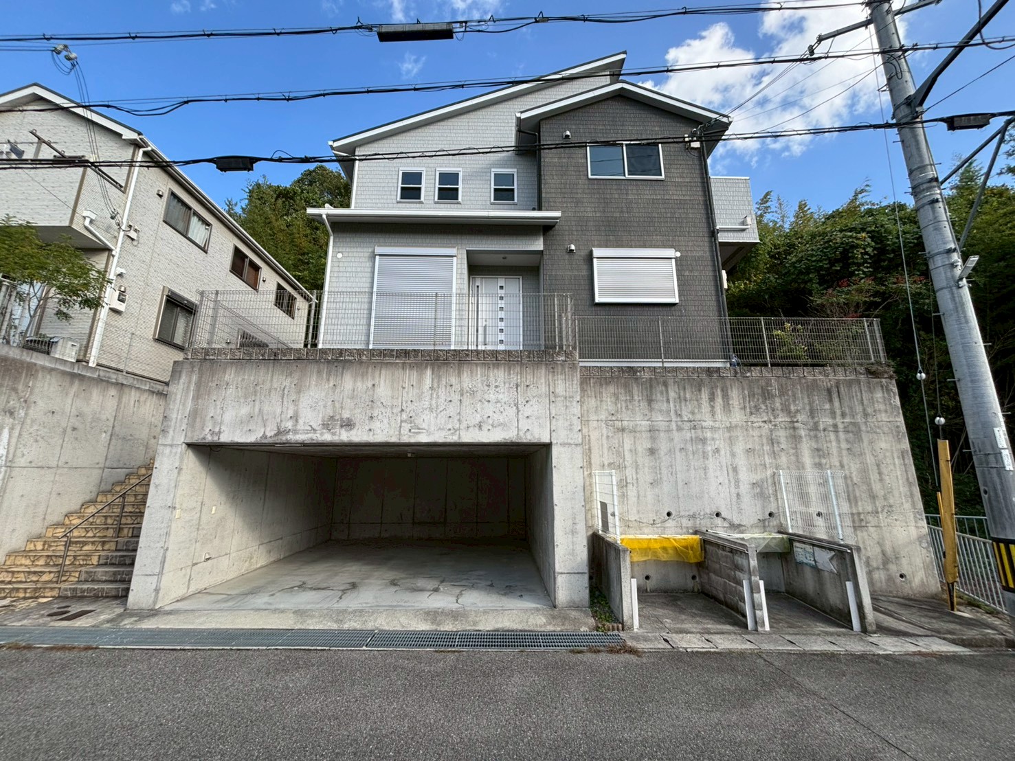 須磨区多井畑南町戸建