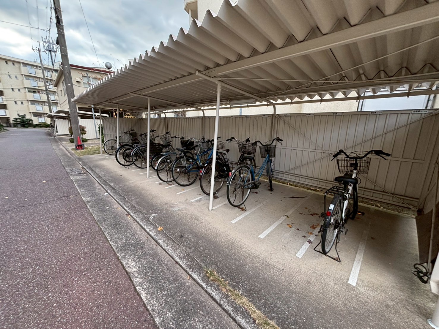 明石大窪住宅1号棟