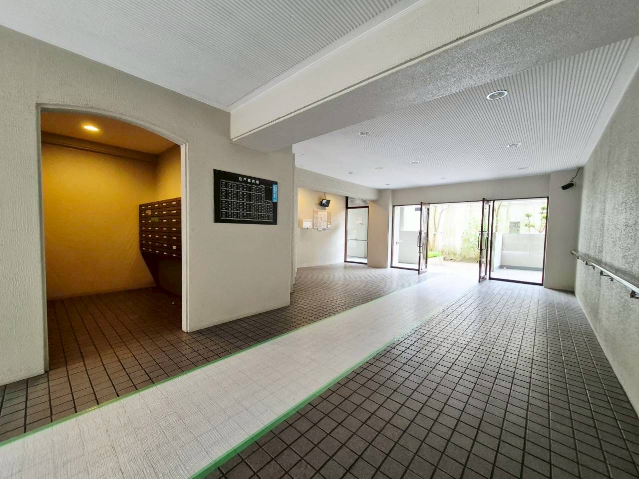 西舞子パーク・ホームズ四号棟