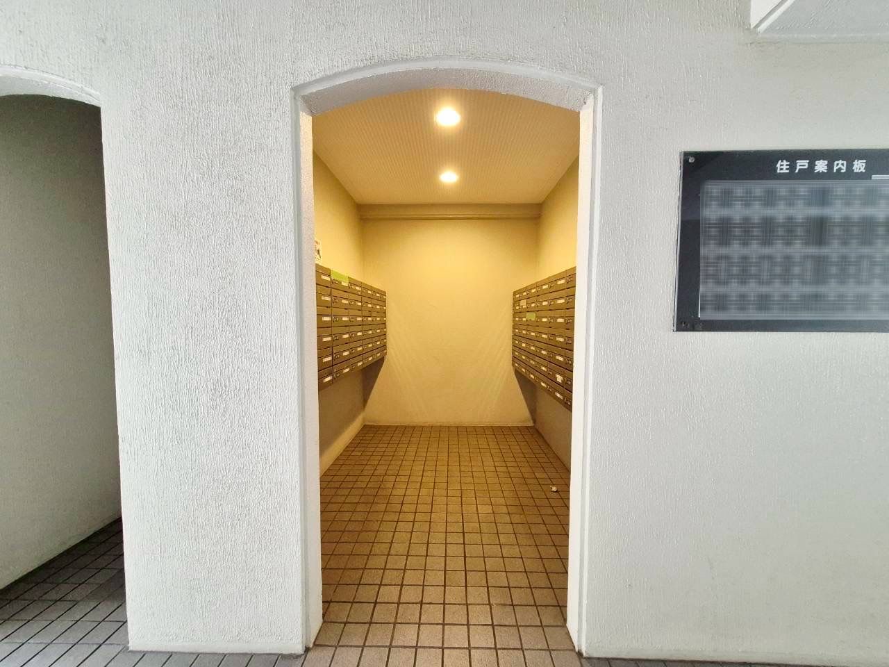 西舞子パーク・ホームズ四号棟