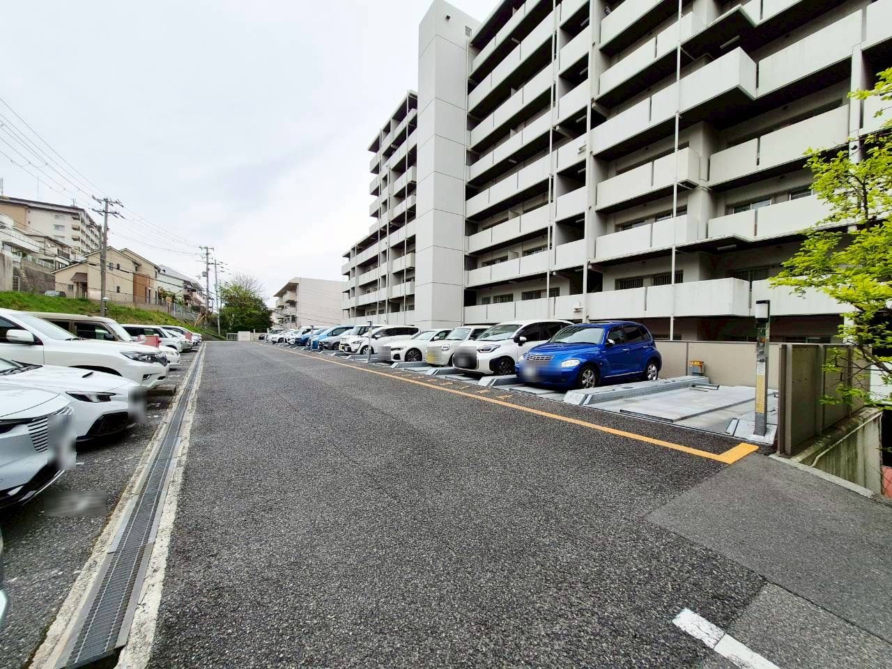 西舞子パーク・ホームズ四号棟