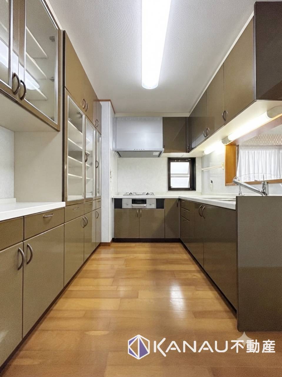 垂水区神陵台８丁目戸建